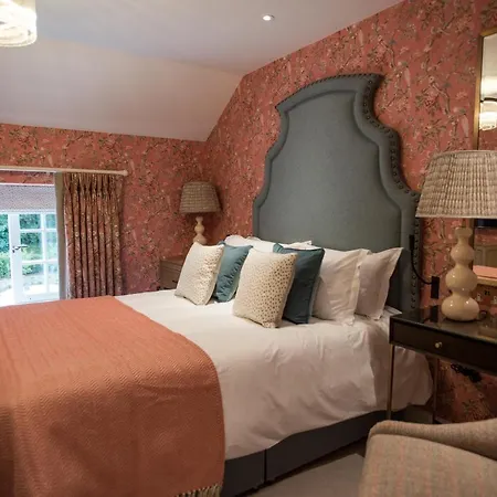 Dewars Restaurant And