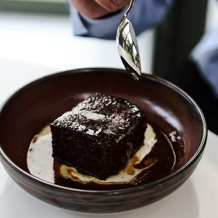 Dewars Restaurant And Otel