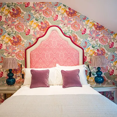 Hotell Dewars Restaurant And 4*