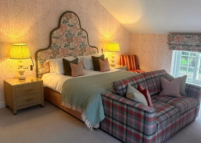 Dewars Restaurant And 맬튼