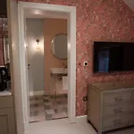 Отель Dewars Restaurant And 4*