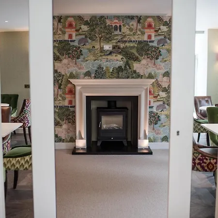 Dewars Restaurant And