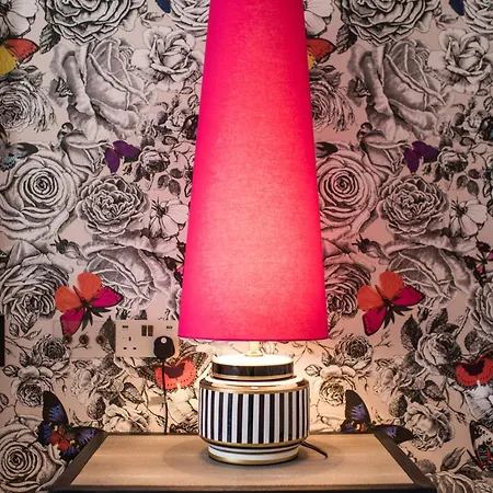 Dewars Restaurant And Отель 4*